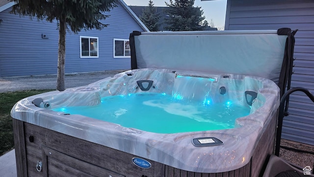 325 S 100 W, Garden City, UT 84028 - exterior view of a jacuzzi