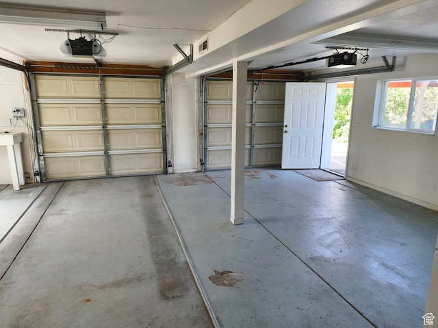 411 S Ridge Rd, Cedar City, UT 84720 - garage featuring a garage door opener