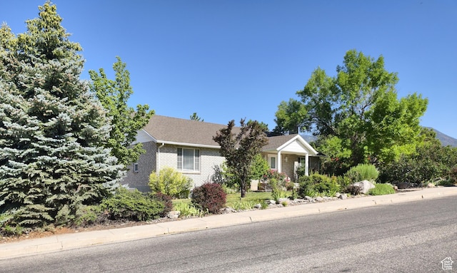 411 S Ridge Rd, Cedar City, UT 84720 - view of front facade with brick siding