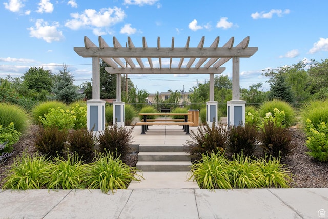 3902 W Pilton Ct, Taylorsville, UT 84129 - surrounding community with a pergola