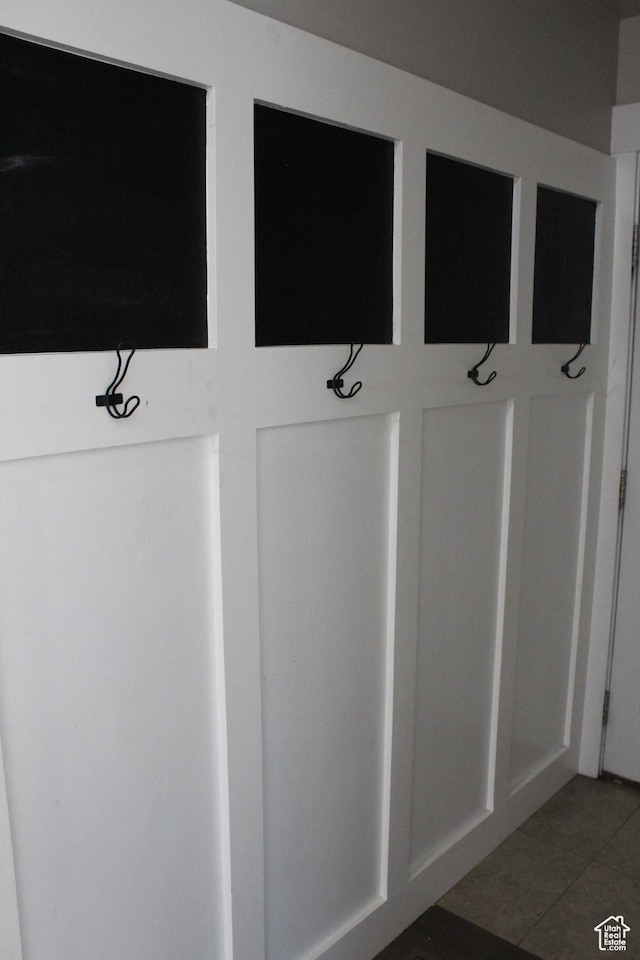 2359 E Prairie Ln, Eagle Mountain, UT 84005 - mudroom featuring light tile patterned floors
