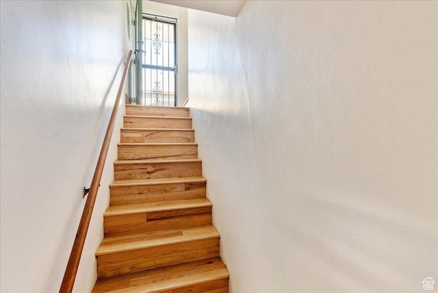 458 E 8800 S, Sandy, UT 84070 - view of stairway