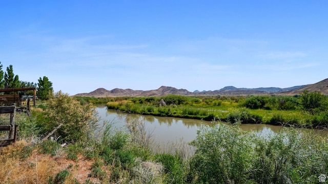 180 N State St, Sigurd, UT 84657 - water view with a mountain backdrop