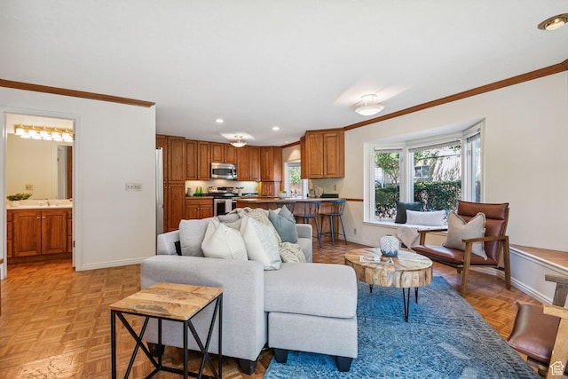 2056 E Sierra View Cir, Millcreek, UT 84109 - living area featuring crown molding and recessed lighting