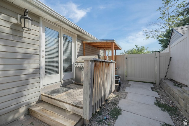224 W Apple Ave, Saratoga Springs, UT 84045 - deck with a gate