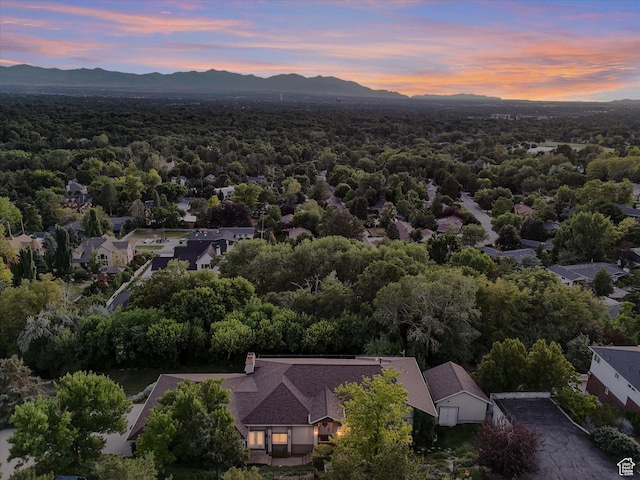 2960 E Oak Park Ln S, Holladay, UT 84117 - view of subject property featuring mountains