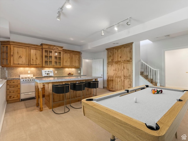 2960 E Oak Park Ln S, Holladay, UT 84117 - playroom featuring track lighting and light tile patterned flooring