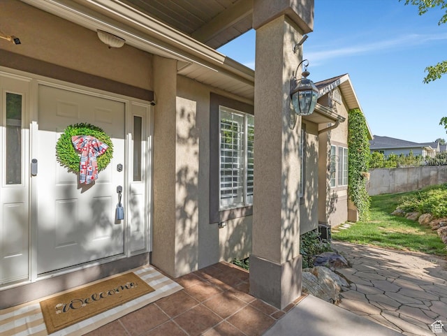 2960 E Oak Park Ln S, Holladay, UT 84117 - entrance to property with stucco siding