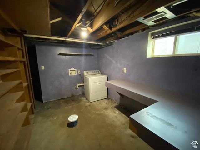 41 N 300 E, Richfield, UT 84701 - basement featuring washer / dryer