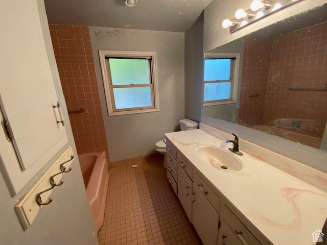 41 N 300 E, Richfield, UT 84701 - full bath featuring vanity, plenty of natural light, and tile patterned flooring