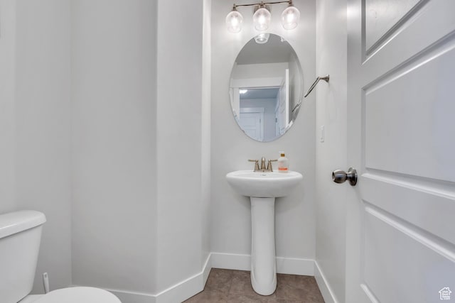 1769 W Stone Gate Dr, Saratoga Springs, UT 84045 - half bath featuring toilet and baseboards