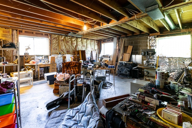 342 E State St, Farmington, UT 84025 - view of below grade area