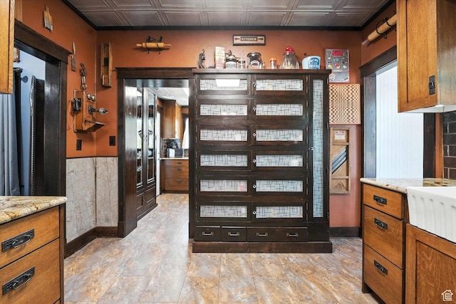 367 W 400 N, Malad City, ID 83252 - bathroom with an ornate ceiling