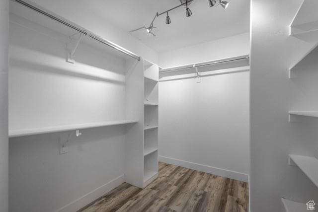 63 E Bridle Villa Dr, Draper, UT 84020 - walk in closet featuring wood finished floors
