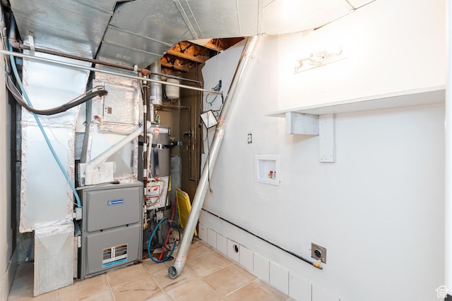 431 S Oakwood Dr W, Logan, UT 84321 - utilities featuring water heater