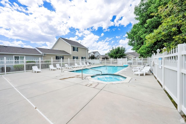 797 E 10 S, American Fork, UT 84003 - community pool featuring a patio area and a community hot tub