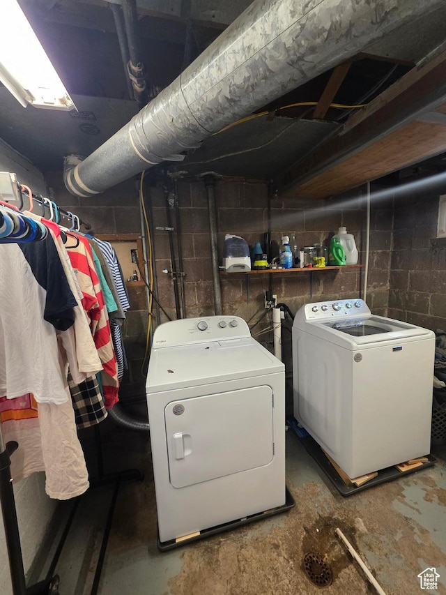 1525 N 1250 W, Provo, UT 84604 - washroom featuring washer and dryer