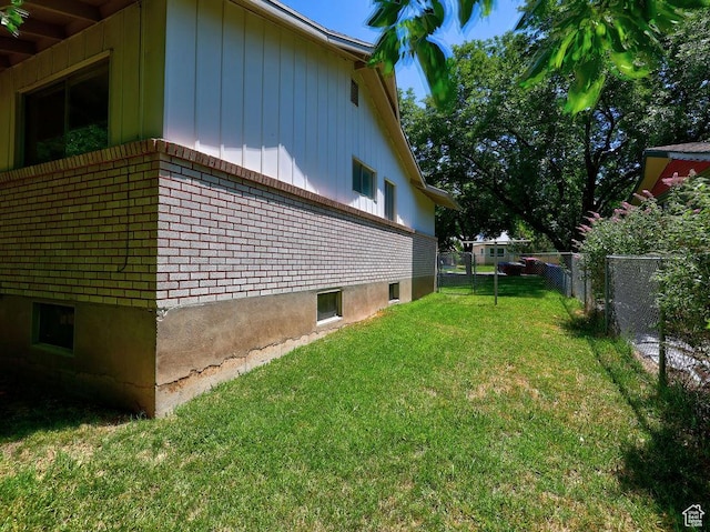 3165 S Jackson Ave, Ogden, UT 84403 - view of side of property featuring brick siding
