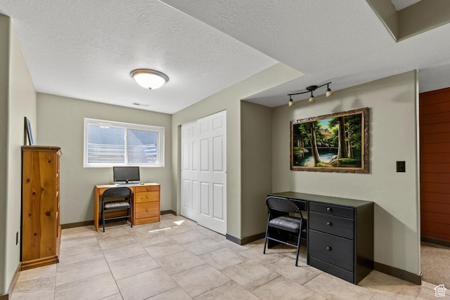 2256 W 1680 N, Clinton, UT 84015 - office space featuring a textured ceiling and rail lighting