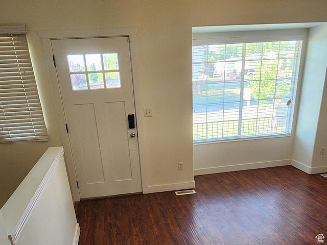 747 W 1580 N, Clinton, UT 84015 - entrance foyer with dark wood-type flooring