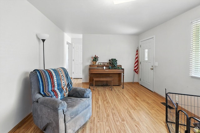 735 E 100 S, Hyrum, UT 84319 - living area featuring light wood-style flooring and baseboards