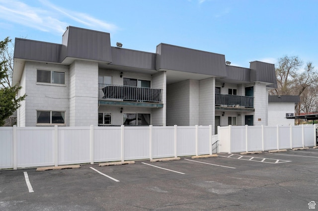 588 E Vine St S Unit 2C, Murray, UT 84107 - view of property with uncovered parking