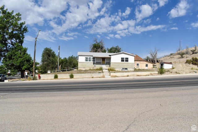 215 N Center St, Castle Dale, UT 84513 - view of front of property