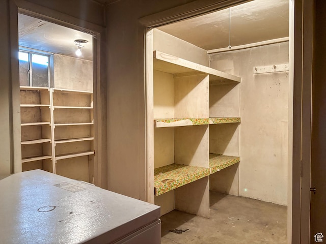 215 N Center St, Castle Dale, UT 84513 - view of walk in closet
