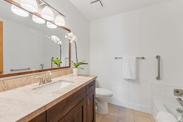784 E 2150 S, Bountiful, UT 84010 - full bath featuring vanity, a garden tub, and tile patterned floors