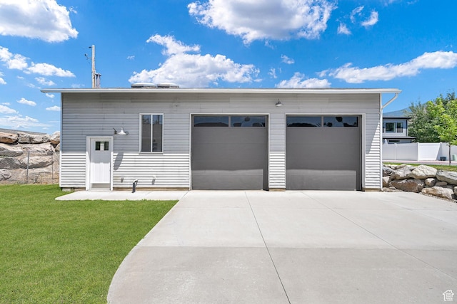 648 W Porter Ln, Centerville, UT 84014 - view of front facade with a detached garage