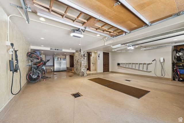 10399 Summit View Dr N, Park City, UT 84060 - garage featuring a garage door opener