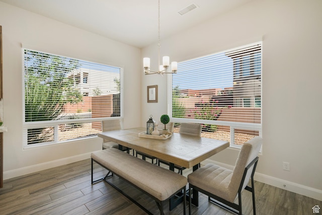 5336 W 3180 S, Hurricane, UT 84737 - dining area with a chandelier and wood finished floors