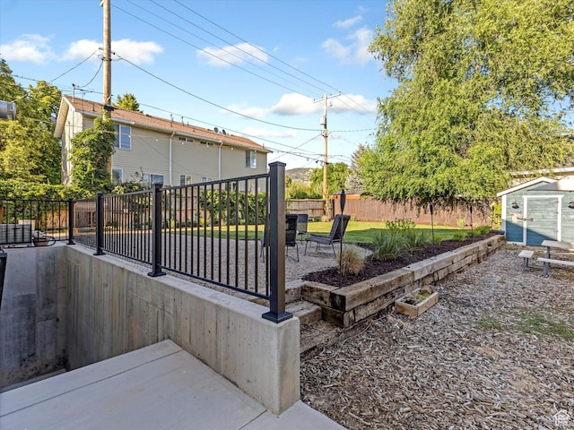 355 S 200 E, Bountiful, UT 84010 - fenced backyard featuring a patio