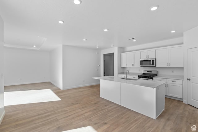 1391 S Padre Bay Dr Unit 4075, Washington, UT 84780 - kitchen featuring recessed lighting, white cabinetry, appliances with stainless steel finishes, light countertops, and light wood-style flooring