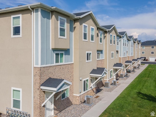 96 E 670 N, Vineyard, UT 84059 - view of property with a residential view