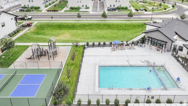 415 W 15 S, Providence, UT 84332 - aerial view of a pool area