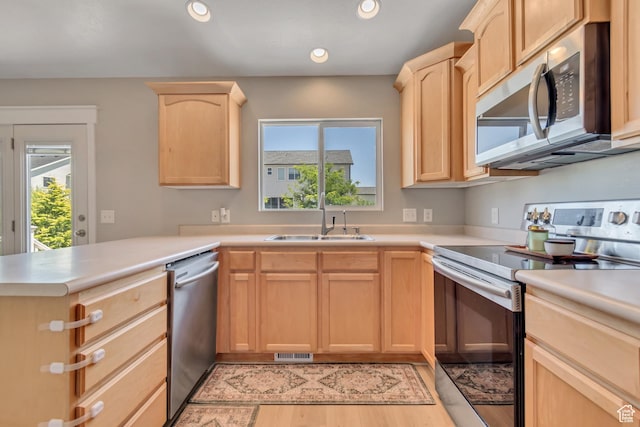1837 S Spring Creek Dr, Lehi, UT 84043 - photo 9