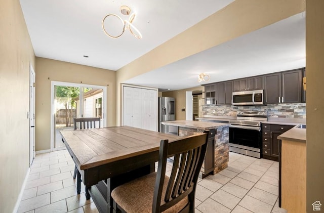 302 Odell Ln, North Salt Lake, UT 84054 - photo 10