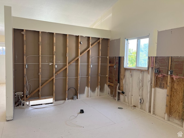 5556 S 3800 W, Roy, UT 84067 - photo 7