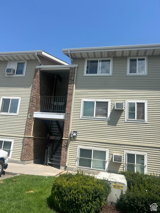 1557 W 200 S Unit C302, Salt Lake City, UT 84104 - photo 1