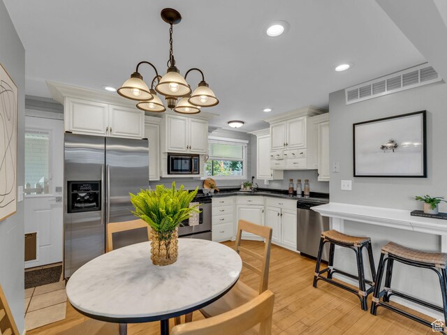 8501 S 1475 E, Sandy, UT 84093 - photo 11