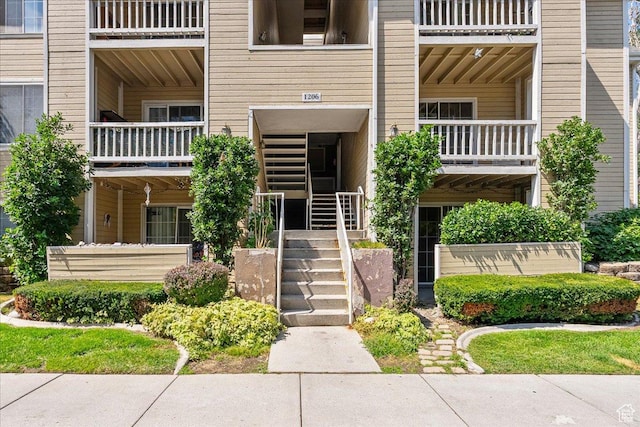 1206 E Waterside Cv Unit 11, Midvale, UT 84047 - photo 2