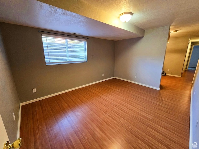 5480 W Sun Ridge Ct, Kearns, UT 84118 - photo 19