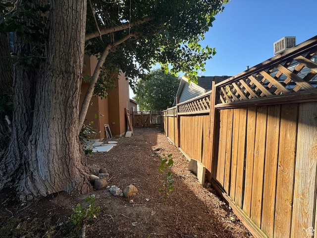 6022 S Park Wood Dr W, Salt Lake City, UT 84118 - photo 4