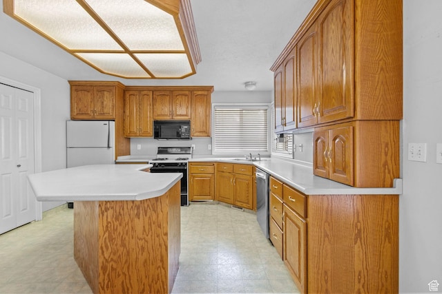 8685 S 2200 W, West Jordan, UT 84088 - photo 5