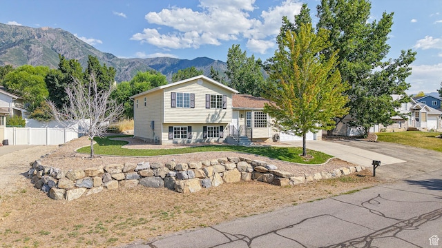 300 E Magellan Ln, Elk Ridge, UT 84651 - photo 1