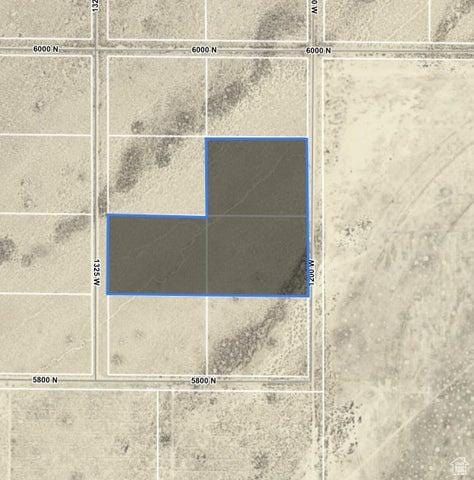 Unit 4, 7, Beryl, UT 84714 - photo 11