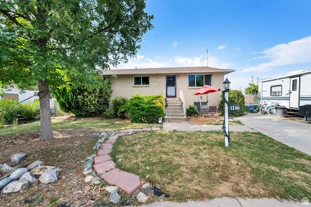 1166 W Dallas St, Syracuse, UT 84075 - photo 2
