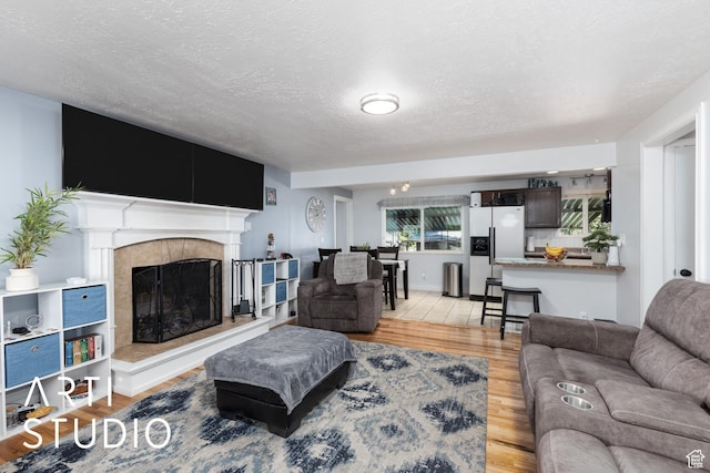 522 N Vickie Ln, Clearfield, UT 84015 - photo 5