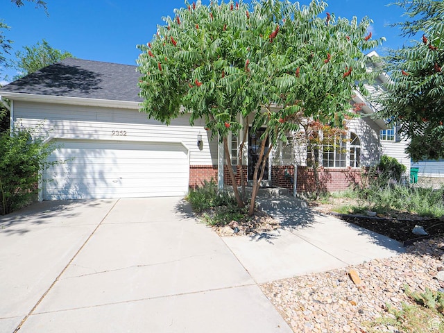 9352 Sweet Meadow Ln, Sandy, UT 84070 - photo 1